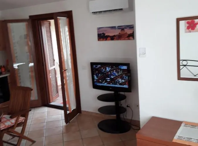 Da Claudio Gli Oleandri Residence